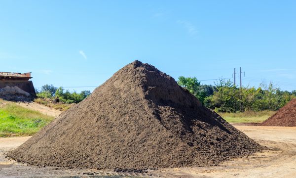 Black Dirt Delivery in Kennewick