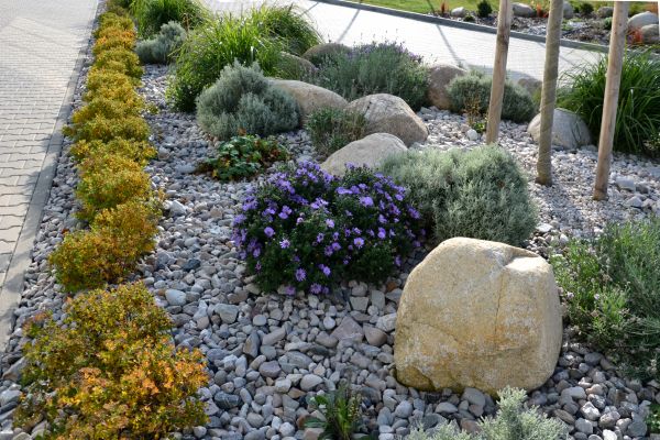 Decorative Rock Installation in Kennewick