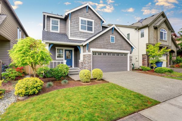 Curb Appeal Landscaping in Kennewick