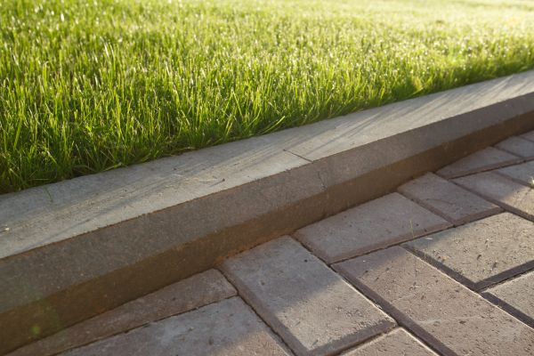 Lawn Edging Replacement in Kennewick