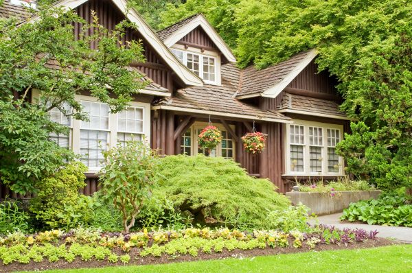 Log Home Landscaping in Kennewick
